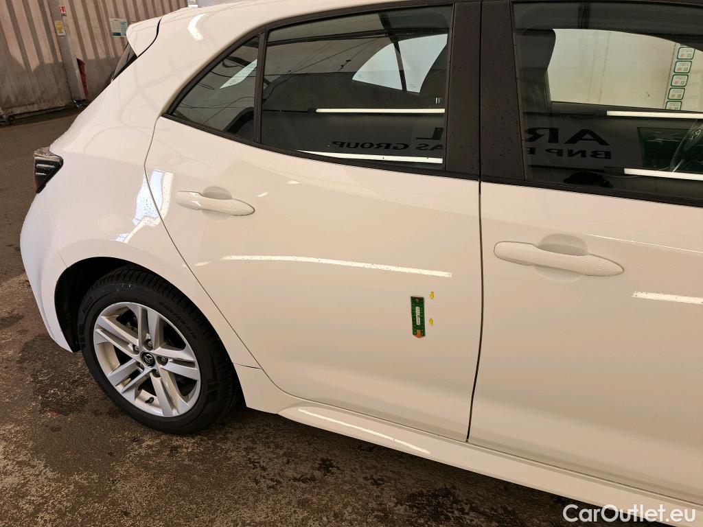  Toyota  Corolla TOYOTA  5p Berline Hybride 122h Dynamic Business #4