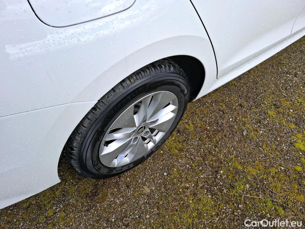  Skoda  Octavia  Berline Business 2.0 TDI 115CV BVM6 E6d #16