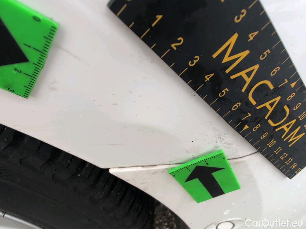  Toyota  Corolla TOYOTA  Touring Sports / 2018 / 5P / Break Hybride 122h Dynamic Business Beyond Zer #3