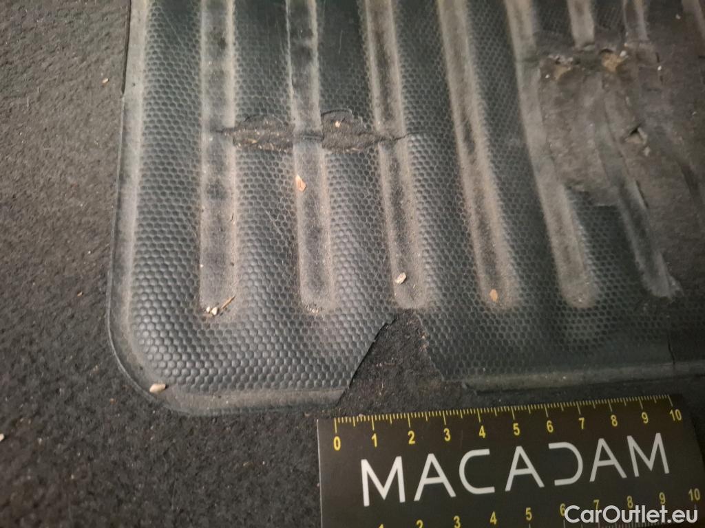  Citroen  C3  Société Feel Nav 1.6 BlueHDi 75CV BVM5 E6 #2