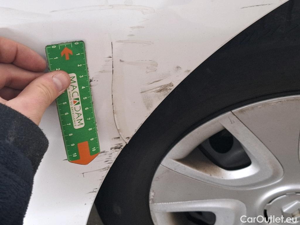  Renault  Clio  IV Air 1.5 dCi 75CV BVM5 E6 #18