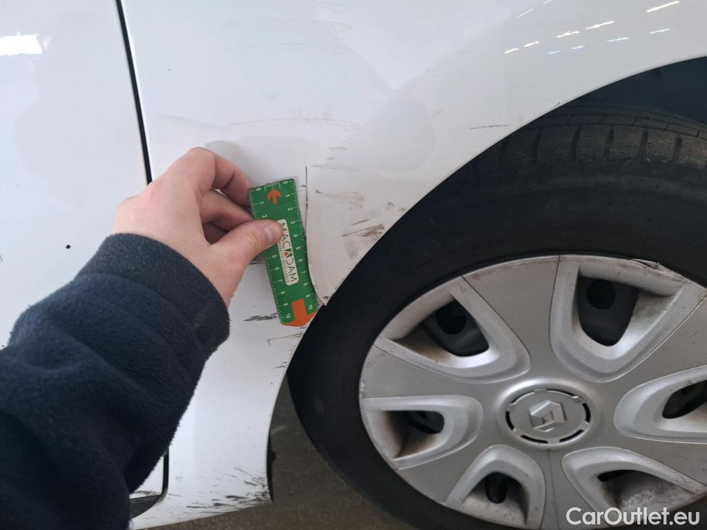  Renault  Clio  IV Air 1.5 dCi 75CV BVM5 E6 #20