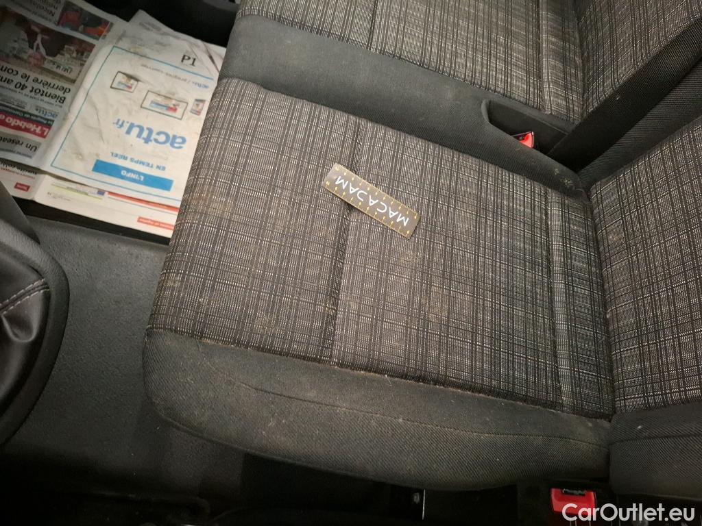  Mercedes  Vito MERCEDES-BENZ  Compact / 2020 / 4P / Fourgon tôlé 114 CDI Compact Select traction #40