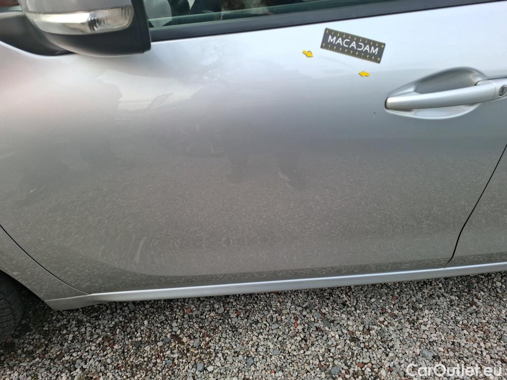  Peugeot  208  Affaire Premium Pack 1.6 HDi 75CV BVM5 E6 #24