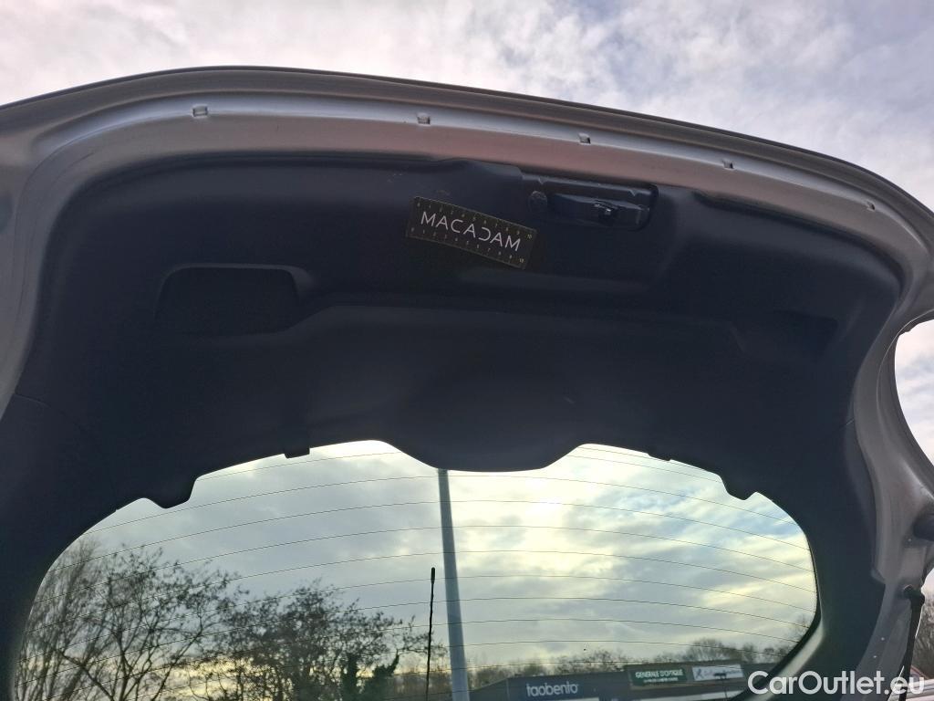  Peugeot  208  Affaire Premium Pack 1.6 HDi 75CV BVM5 E6 #34