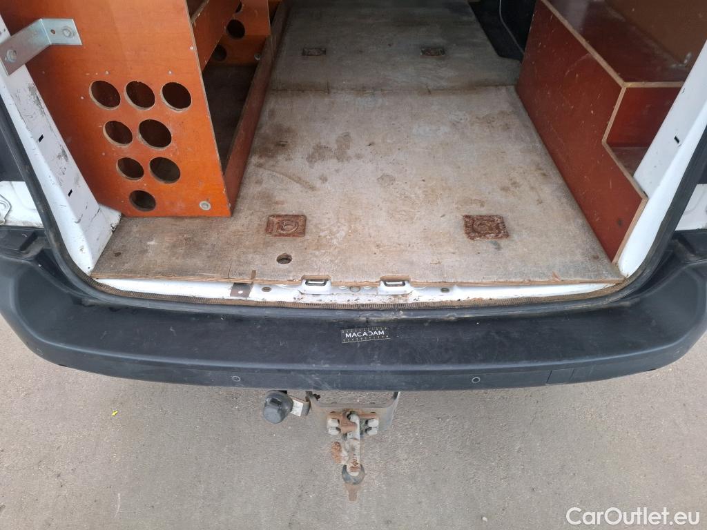  Peugeot  Expert  Fourgon Premium Standard 1.5 HDi 100CV BVM6 E6dT #18