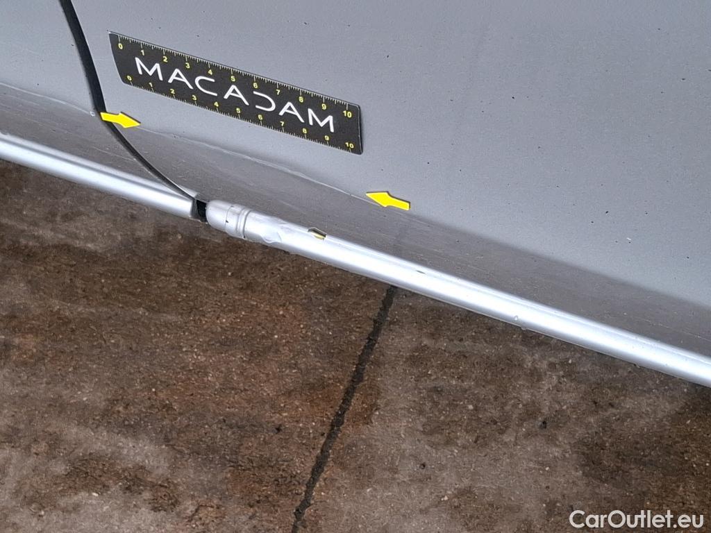  Mercedes  Vito MERCEDES-BENZ  Compact / 2020 / 4P / Fourgon tôlé 114 CDI Compact Select traction #17