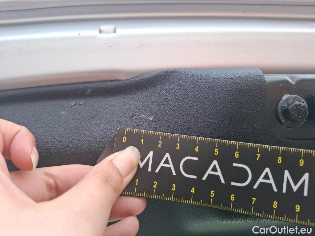  Peugeot  208  Affaire Premium Pack 1.6 HDi 75CV BVM5 E6 #35