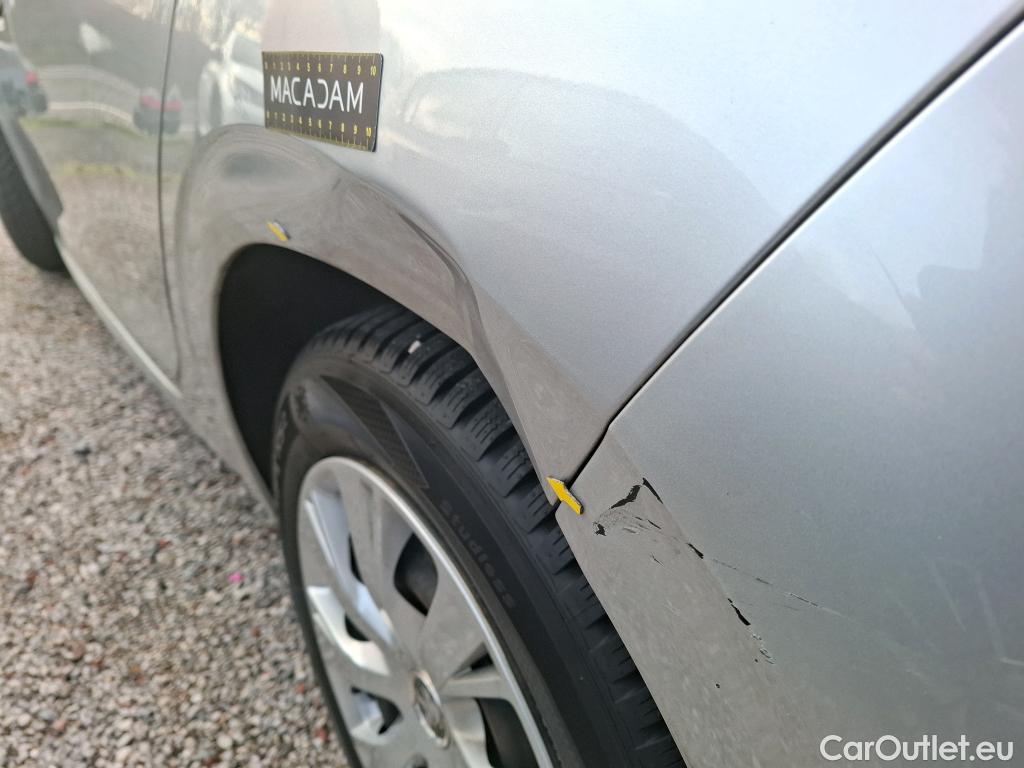  Peugeot  208  Affaire Premium Pack 1.6 HDi 75CV BVM5 E6 #4