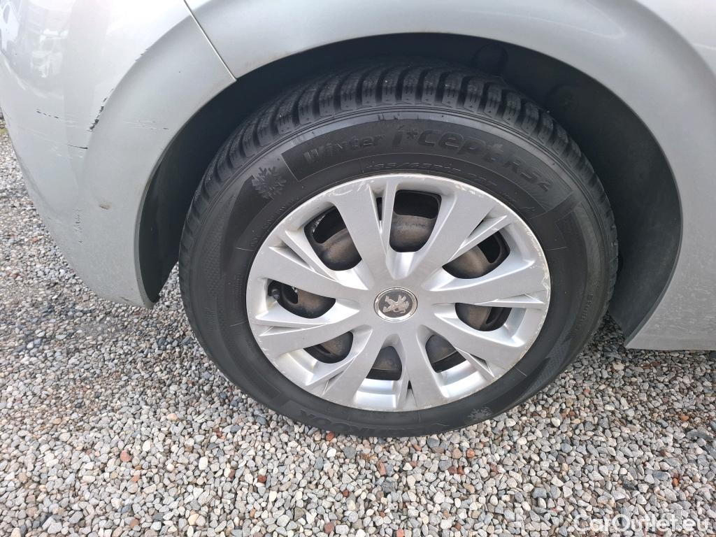  Peugeot  208  Affaire Premium Pack 1.6 HDi 75CV BVM5 E6 #21