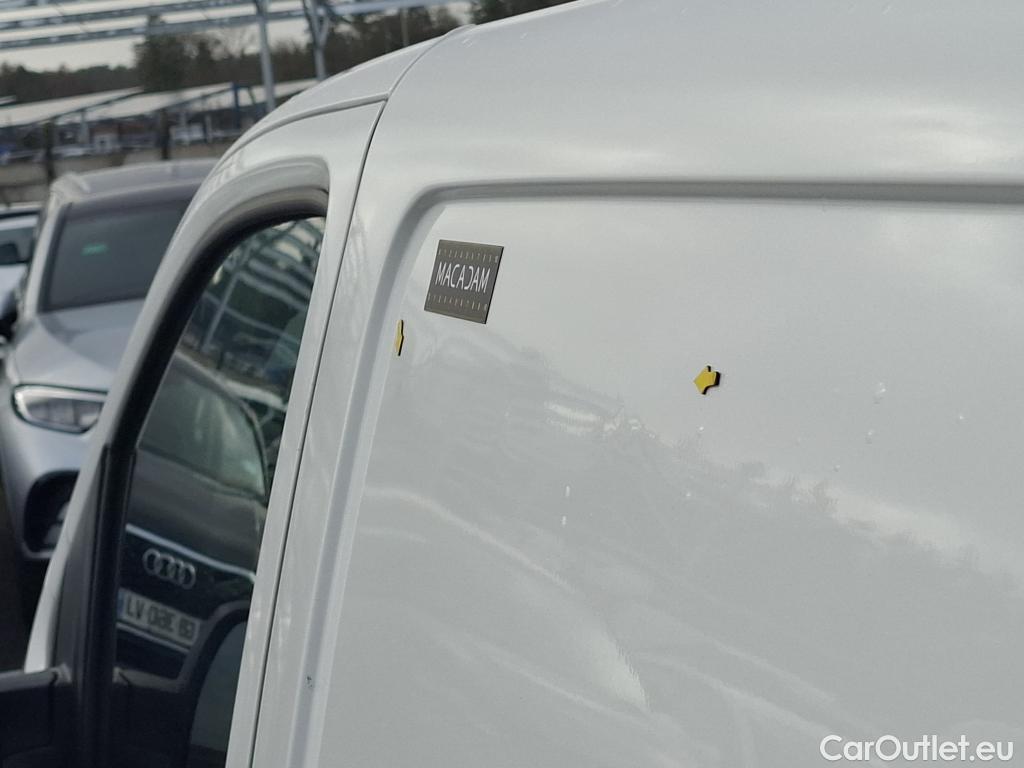  Peugeot  Expert PEUGEOT  VU 4p Fourgon BLUEHDI 95 STANDARD PREMIUM PACK #5