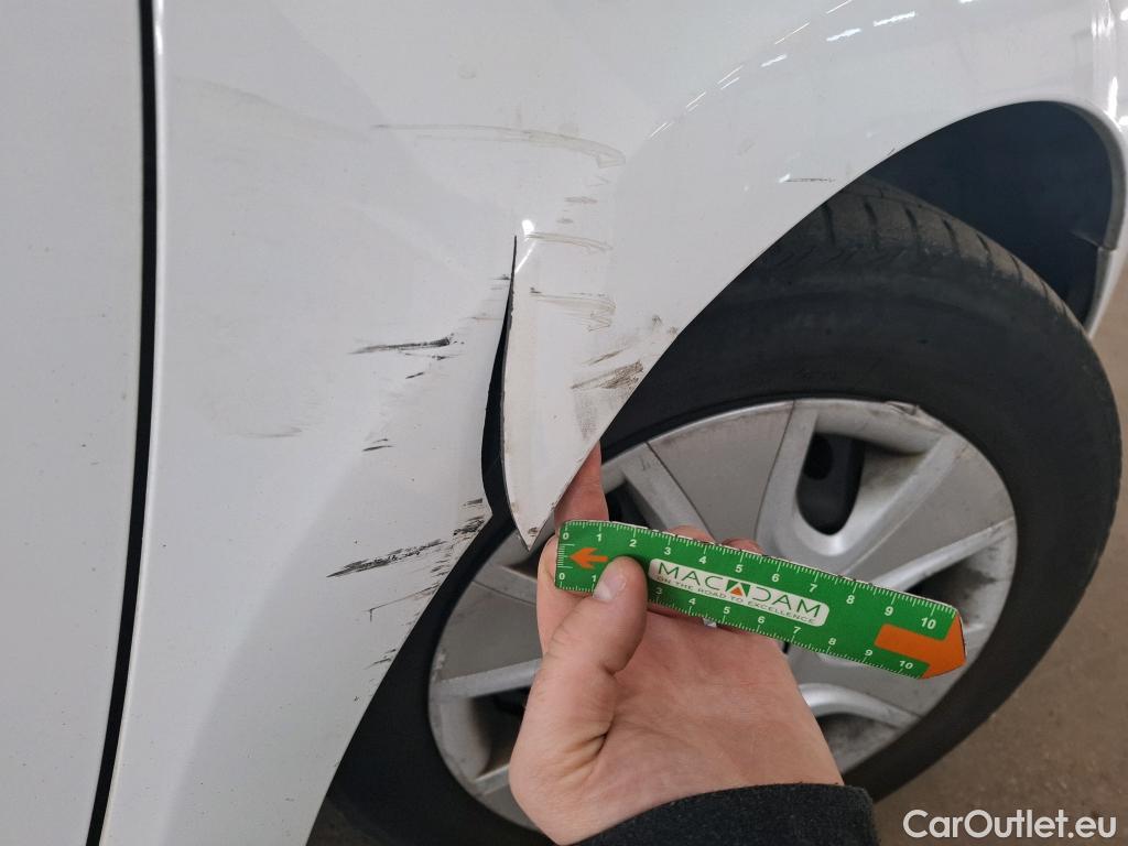  Renault  Clio  IV Air 1.5 dCi 75CV BVM5 E6 #21