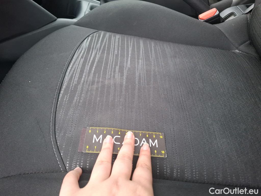  Peugeot  208  Affaire Premium Pack 1.6 HDi 75CV BVM5 E6 #17