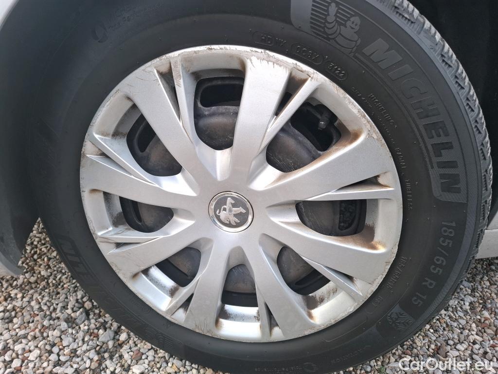  Peugeot  208  Affaire Premium Pack 1.6 HDi 75CV BVM5 E6 #19