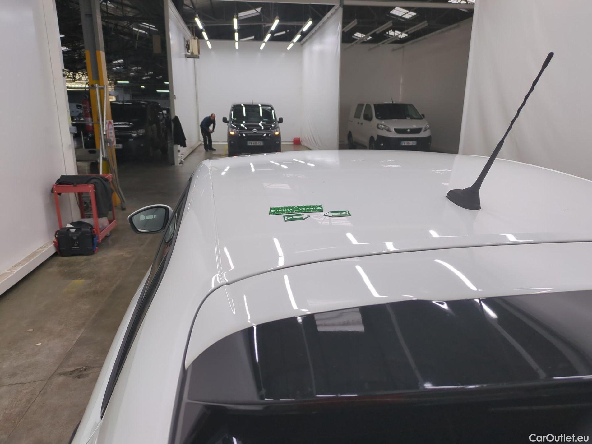  Peugeot  208  Premium 1.5 HDi 100CV BVM6 E6d #21