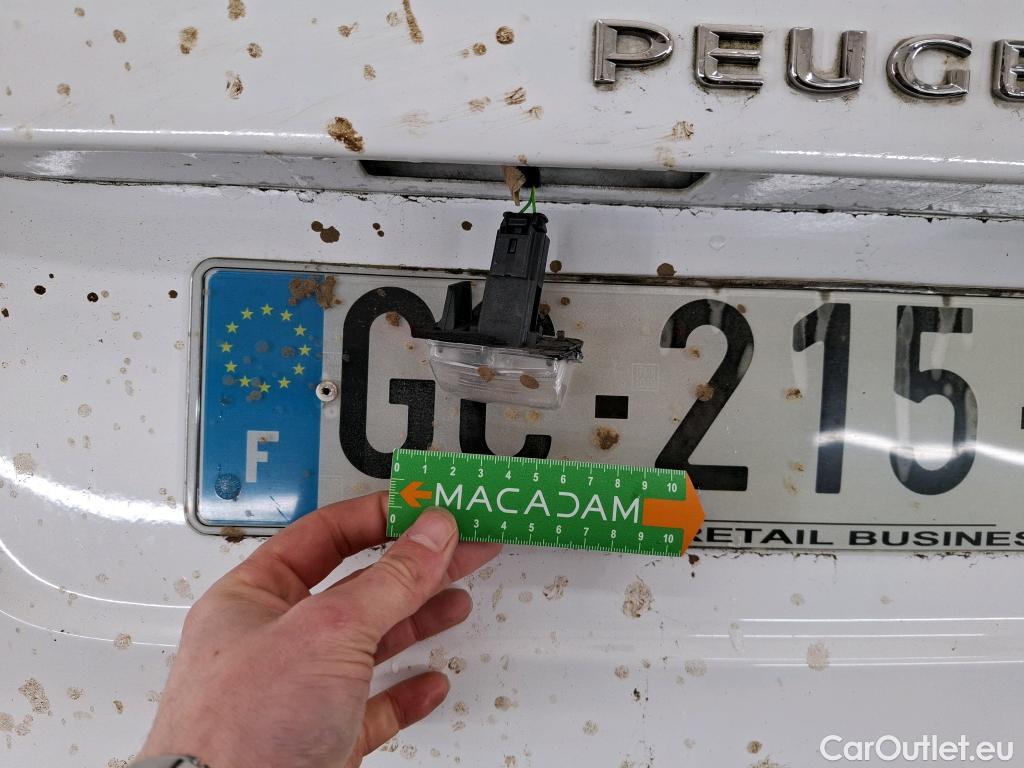  Peugeot  Expert  Fourgon Premium L1 1.5 HDi 120CV BVM6 E6d #10