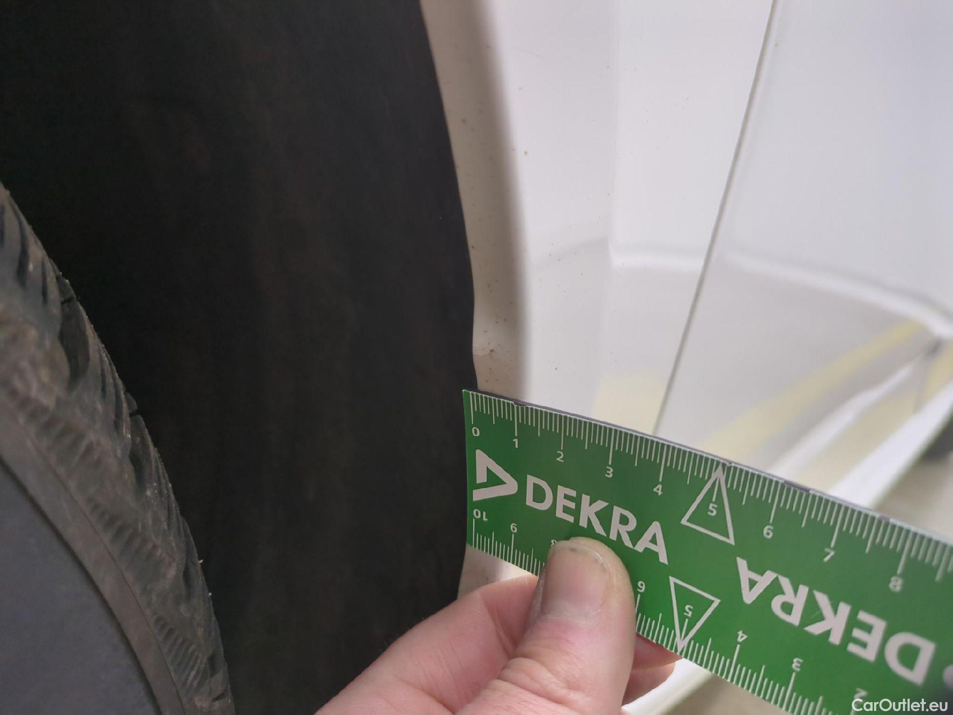  Peugeot  208  Premium 1.5 HDi 100CV BVM6 E6d #15