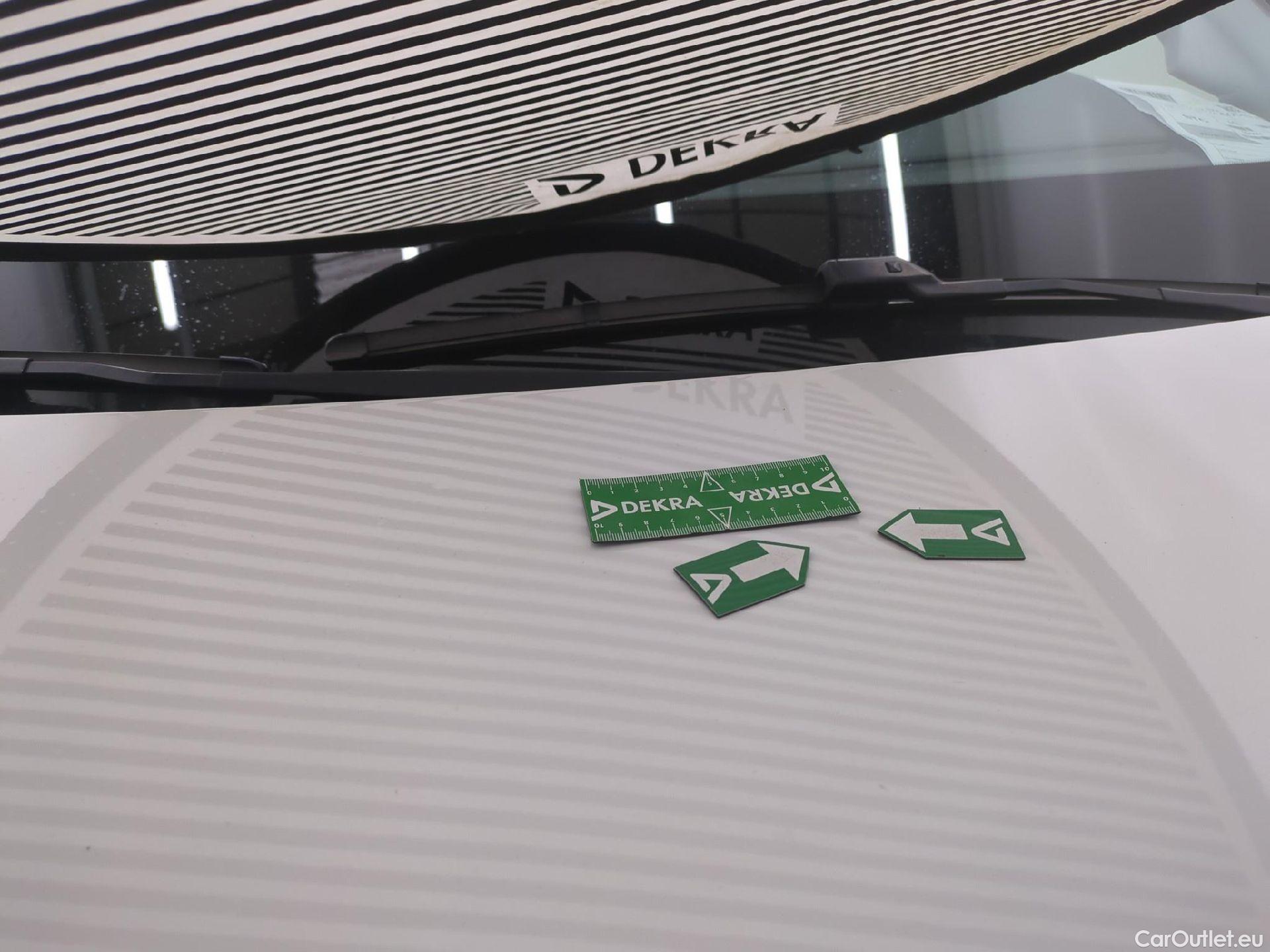  Peugeot  208  Premium 1.5 HDi 100CV BVM6 E6d #42