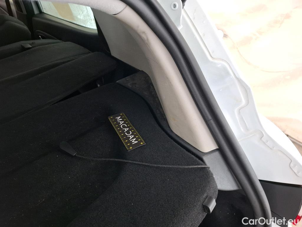  Renault  Clio RENAULT  Société VU 5p Berline Air dCi 75 - 18 #36