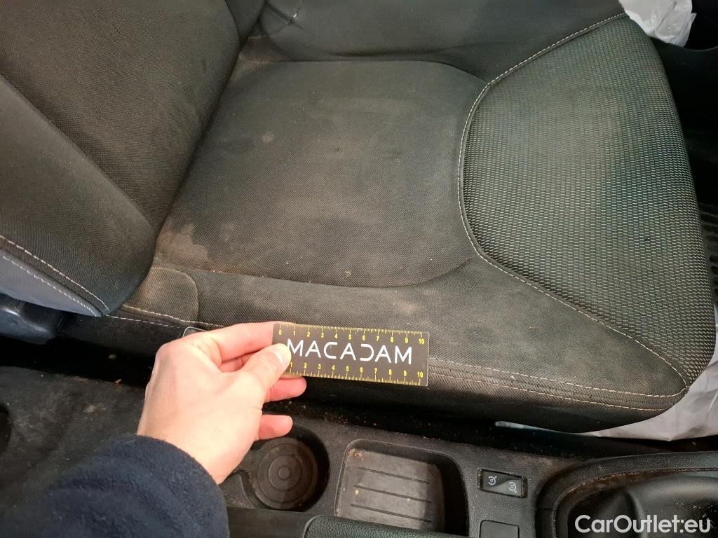  Renault  Clio RENAULT  Société VU 5p Berline Air dCi 75 - 18 #57