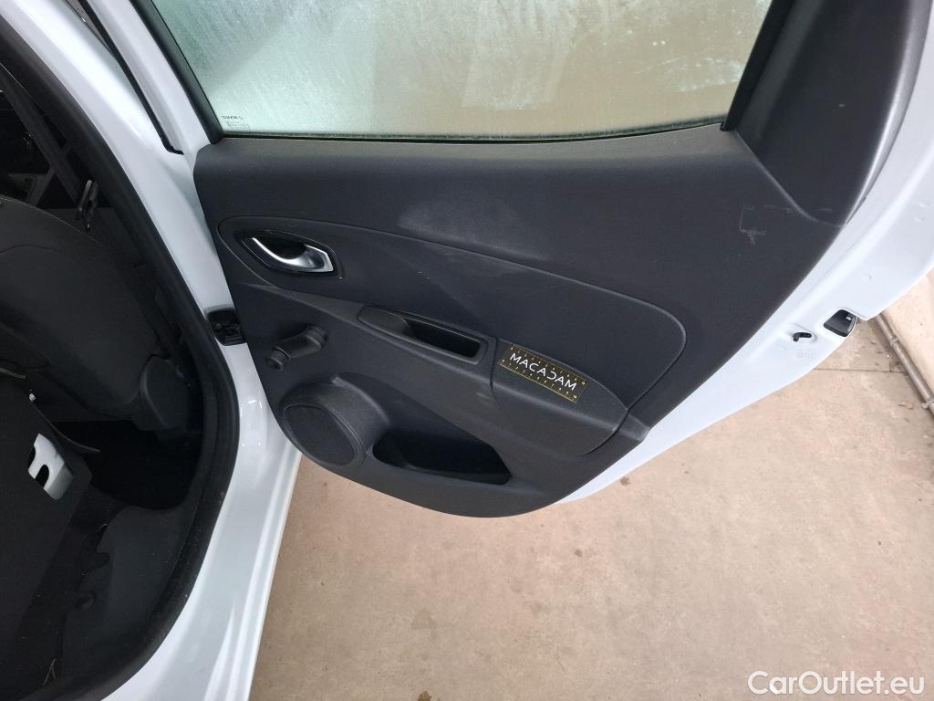  Renault  Clio RENAULT  Société VU 5p Berline Air dCi 75 - 18 #33