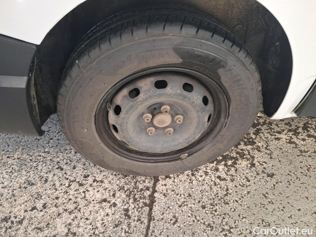  Renault  Trafic RENAULT  / 2019 / 4P / Fourgon tole NV CA GCF L1H1 1200 dCi 120 S&S #23