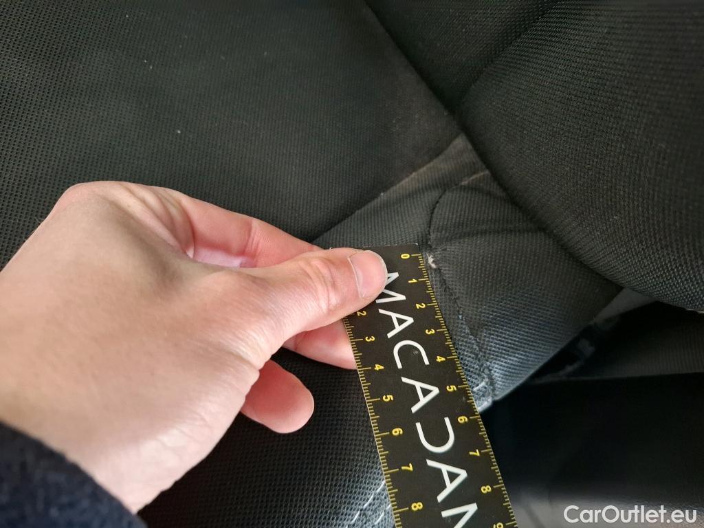  Renault  Clio RENAULT  Société VU 5p Berline Air dCi 75 - 18 #29