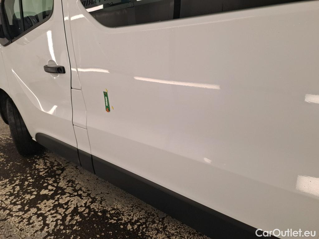  Renault  Trafic RENAULT  / 2019 / 4P / Fourgon tole NV CA GCF L1H1 1200 dCi 120 S&S #1