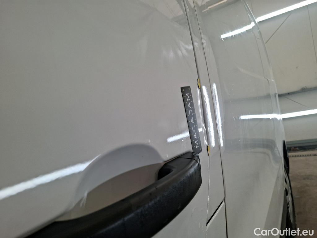  Renault  Trafic  III Fourgon Grand Confort L1H1 1200 1.6 dCi 95CV BVM6 E6dT #14