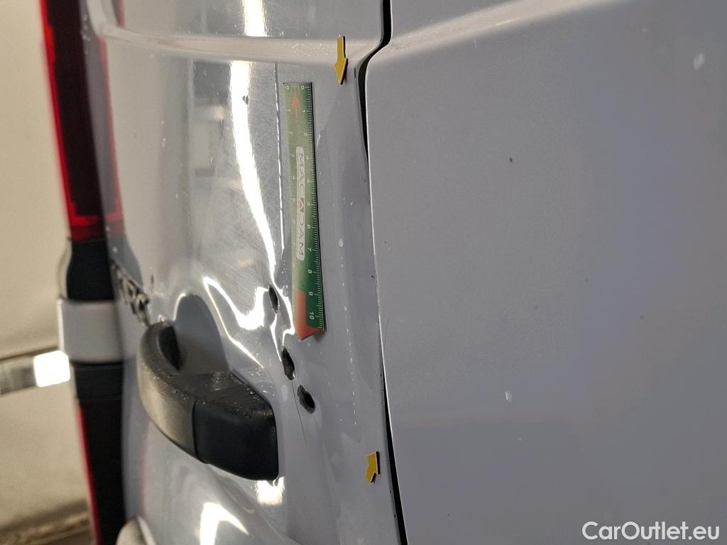  Renault  Trafic RENAULT  / 2019 / 4P / Fourgon tole NV CA GCF L1H1 1200 dCi 120 S&S #5