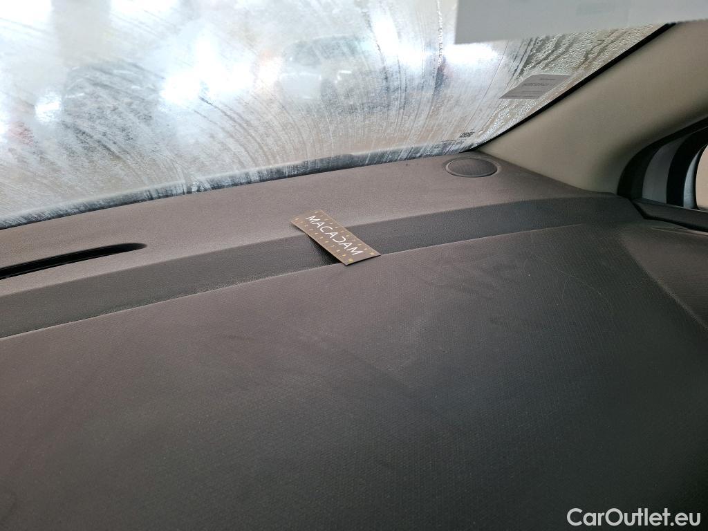  Renault  Clio RENAULT  Société VU 5p Berline Air dCi 75 - 18 #1