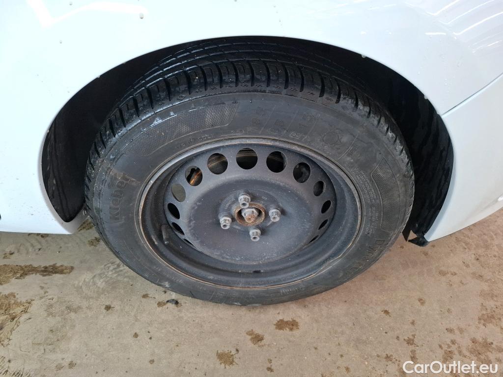  Renault  Clio RENAULT  Société VU 5p Berline Air dCi 75 - 18 #22