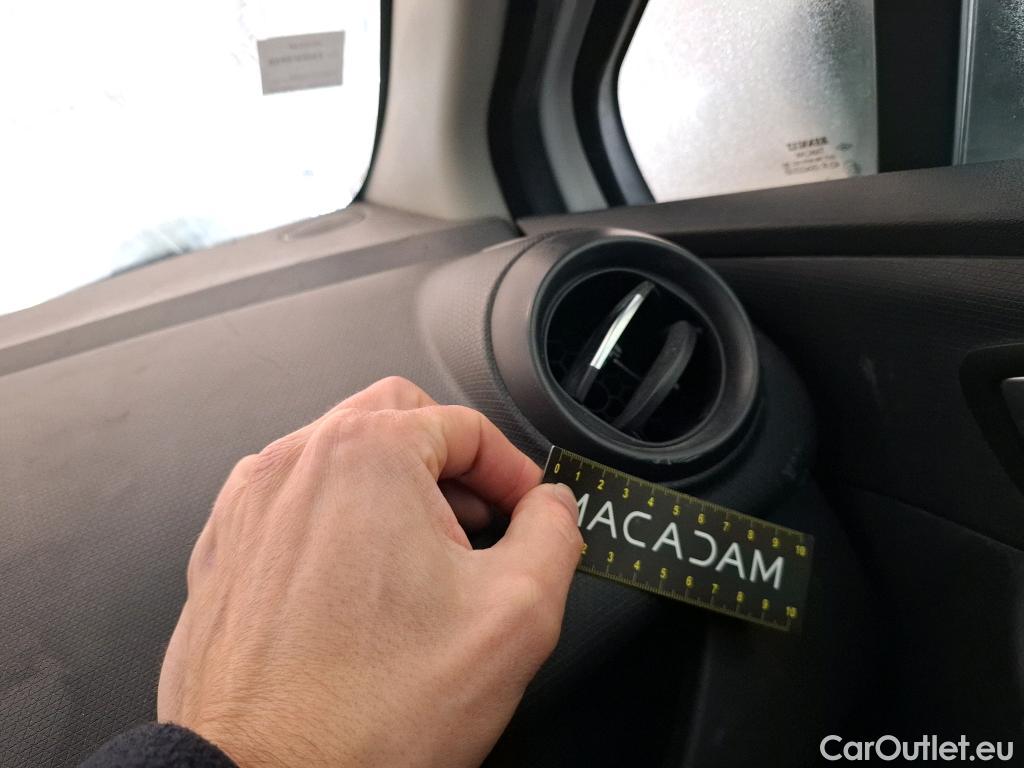  Renault  Clio RENAULT  Société VU 5p Berline Air dCi 75 - 18 #62