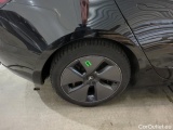 Tesla  Model 3 TESLA  RWD Hinterradantrieb 4d 239kW #40