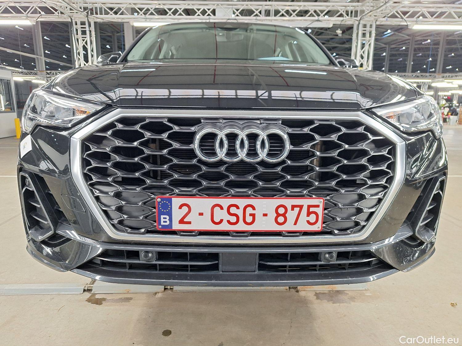  Audi  Q3 Audi,  SB '19 PHEV, Audi  Sportback 45 TFSI e S tronic 5d #40