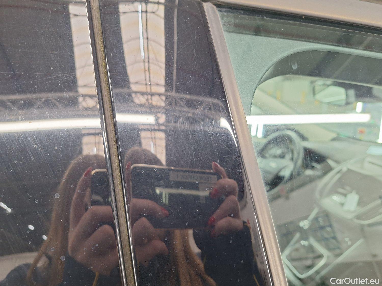  Ford  Kuga Ford,  FL'16, Ford  1.5 TDCi 4x2 88kW Business Class 5d #99