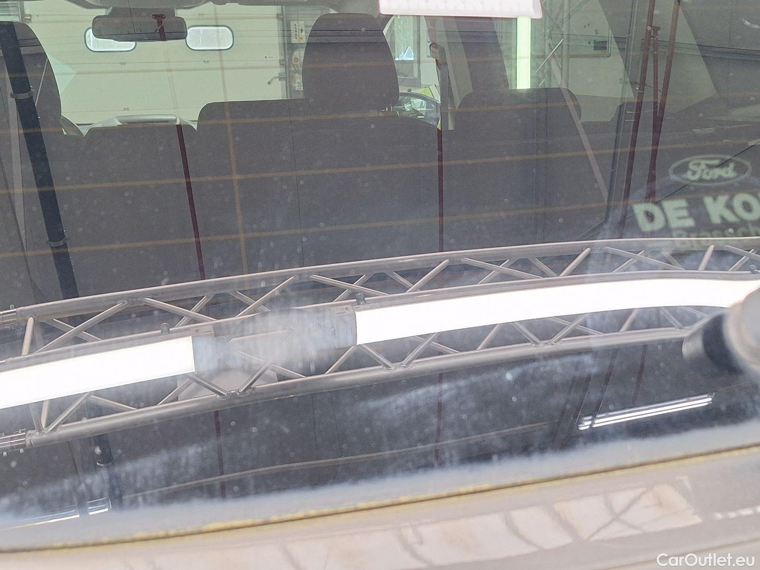  Ford  Kuga Ford,  FL'16, Ford  1.5 TDCi 4x2 88kW Business Class 5d #107