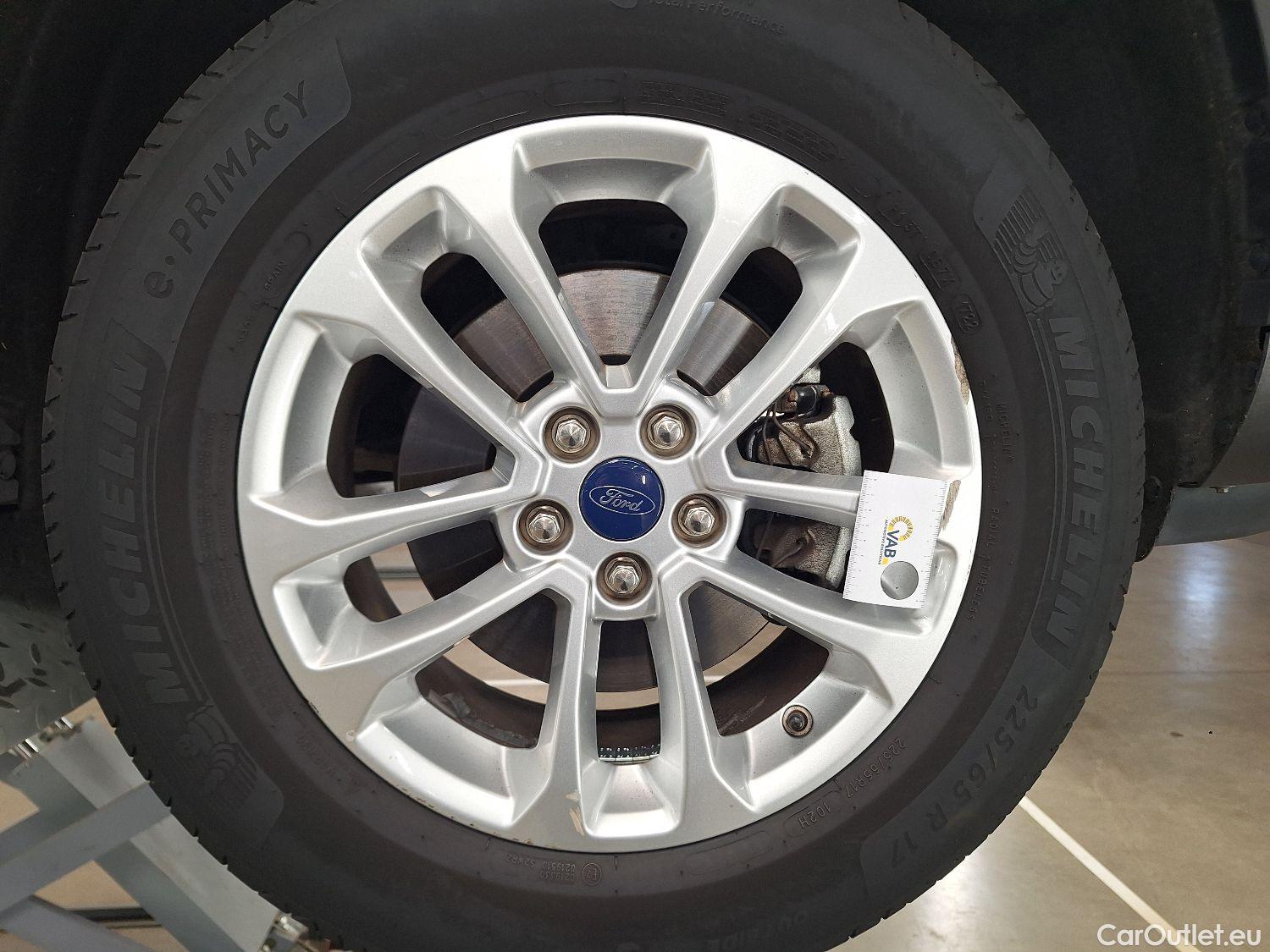  Ford  Kuga Ford,  '19, Ford  1.5 EcoBlue 88kW Titanium 5d #1