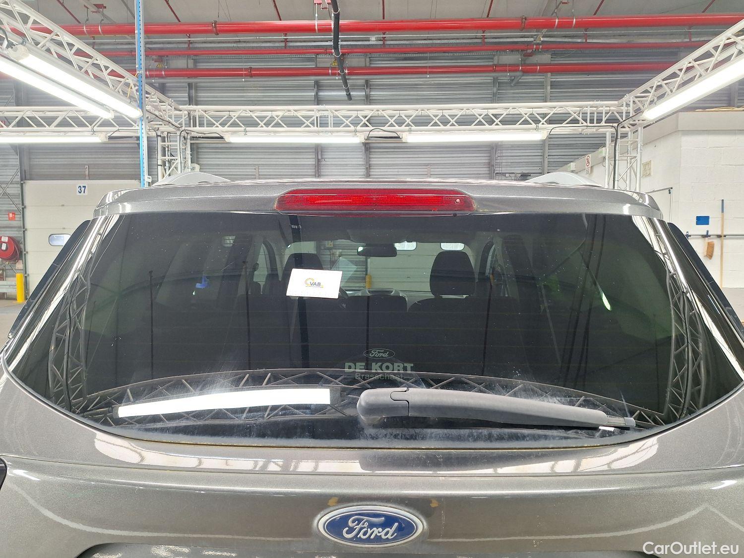  Ford  Kuga Ford,  FL'16, Ford  1.5 TDCi 4x2 88kW Business Class 5d #106