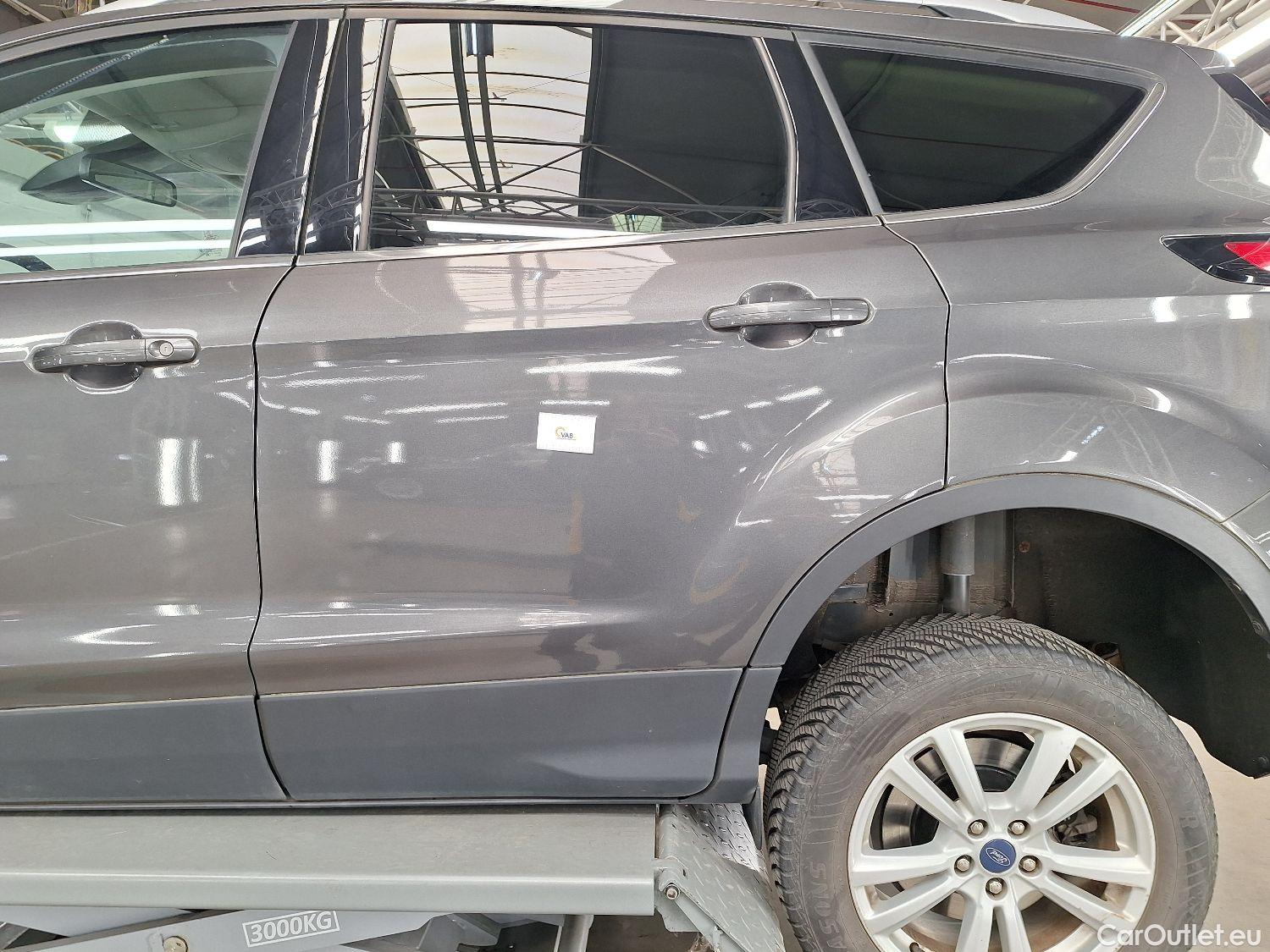  Ford  Kuga Ford,  FL'16, Ford  1.5 TDCi 4x2 88kW Business Class 5d #61