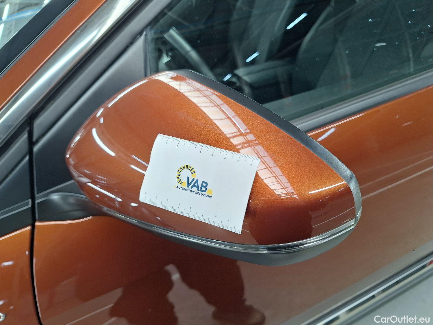  Peugeot  3008 Peugeot,  '16, Peugeot  Hybrid 225 e-Auto8 Allure 5d #56