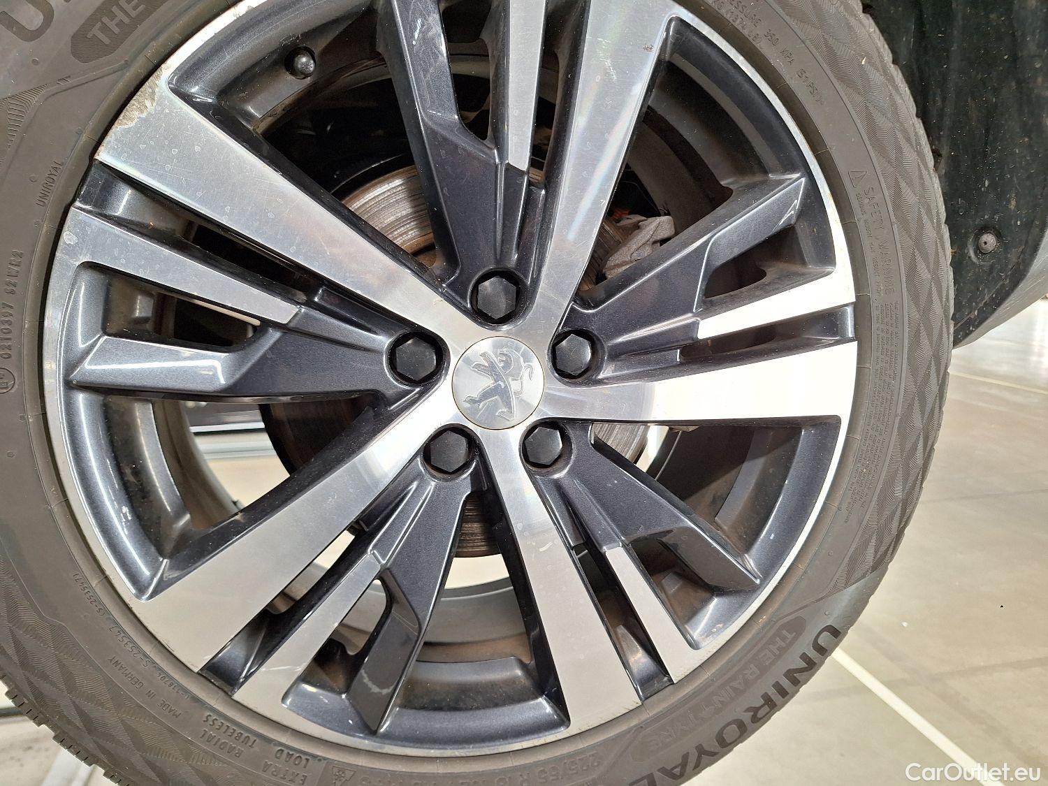  Peugeot  3008 Peugeot,  '16, Peugeot  Hybrid 225 e-Auto8 Allure 5d #7