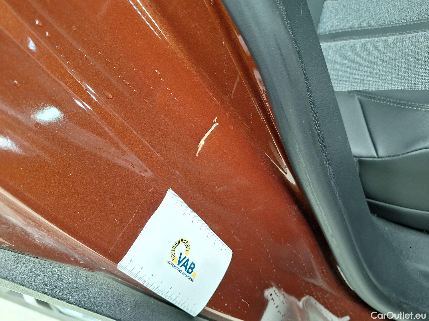  Peugeot  3008 Peugeot,  '16, Peugeot  Hybrid 225 e-Auto8 Allure 5d #38