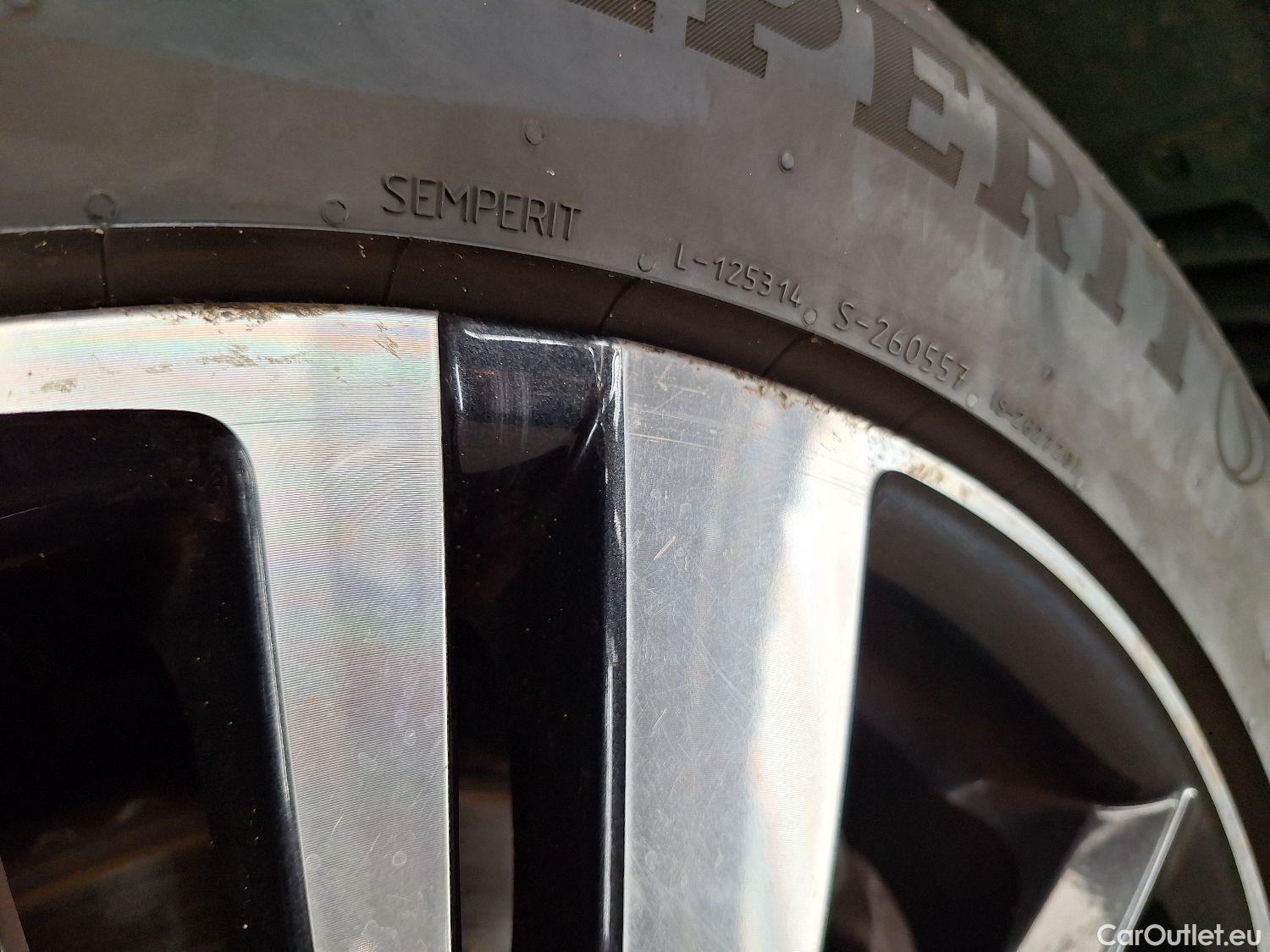  Peugeot  3008 Peugeot,  '16, Peugeot  Hybrid 225 e-Auto8 Allure 5d #3