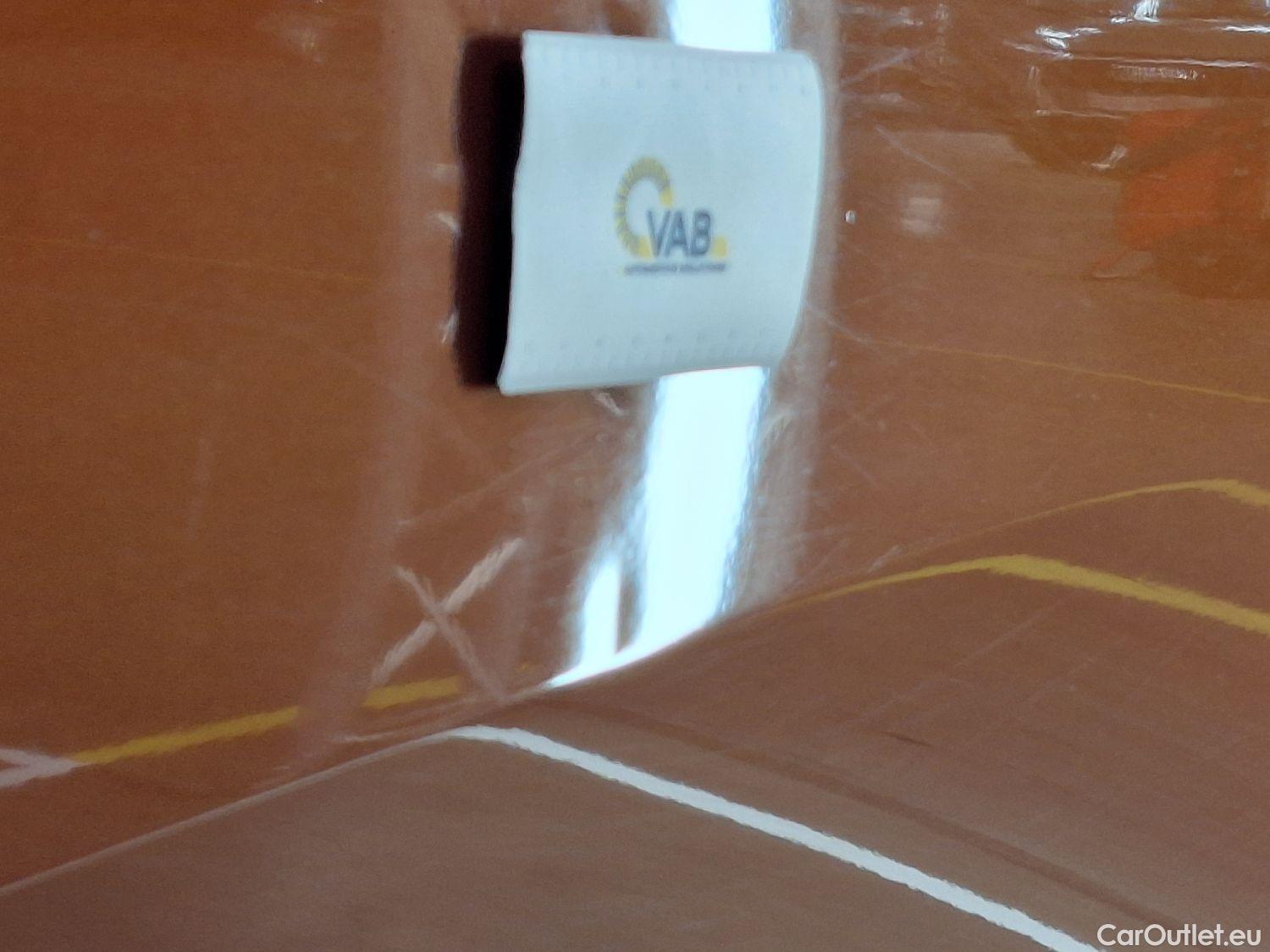  Peugeot  3008 Peugeot,  '16, Peugeot  Hybrid 225 e-Auto8 Allure 5d #29