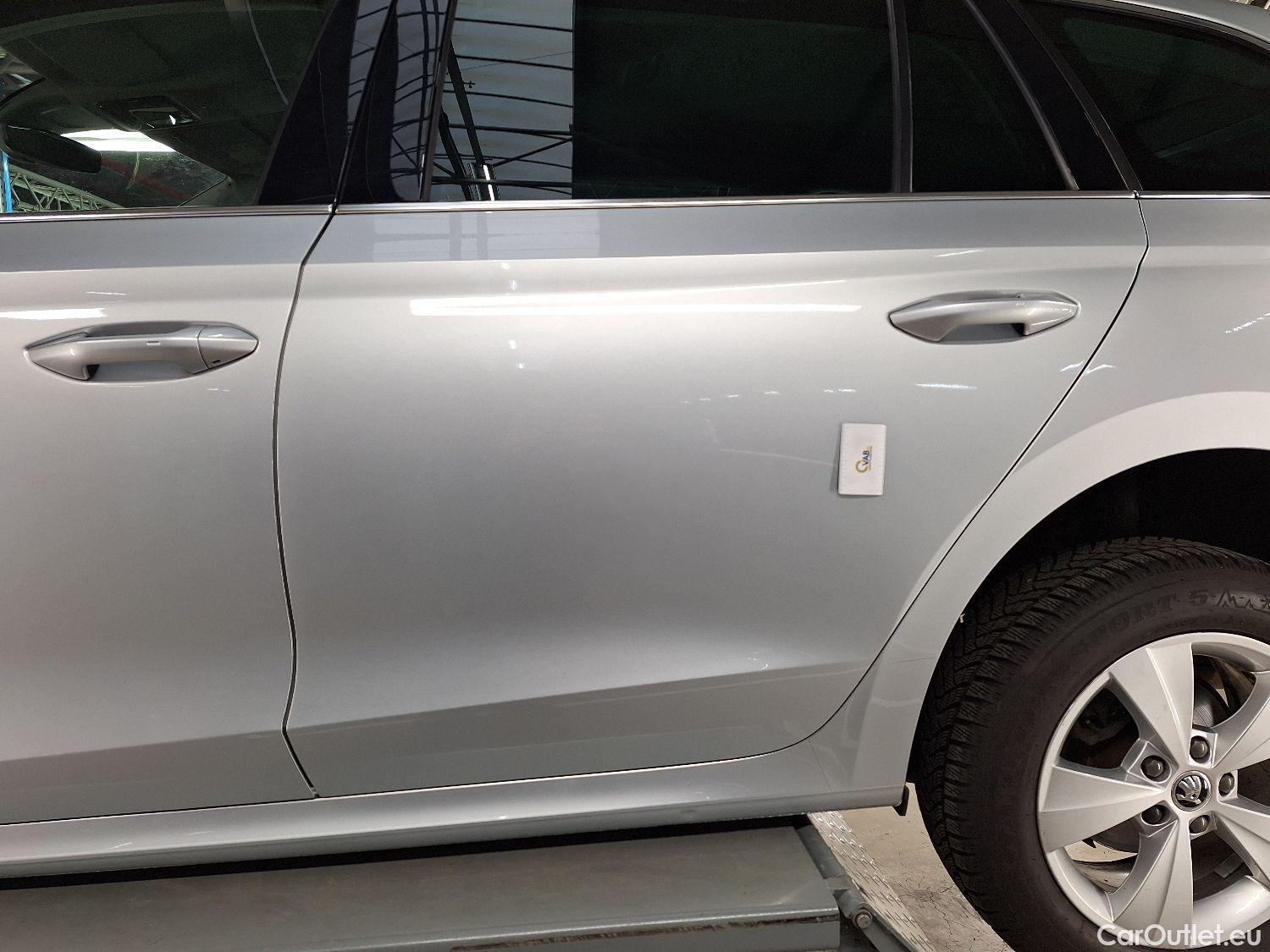  Skoda  Octavia Skoda,  Combi '20, Skoda  Combi 2.0 CRTDI 85kW Ambition 5d #29