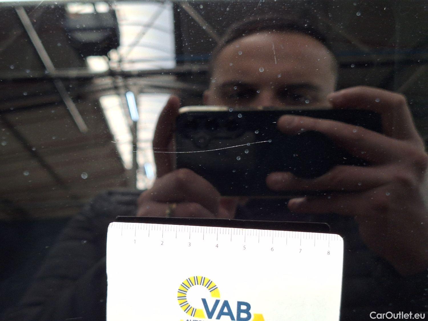  Peugeot  3008 Peugeot,  '16, Peugeot  Hybrid 225 e-Auto8 Allure 5d #52