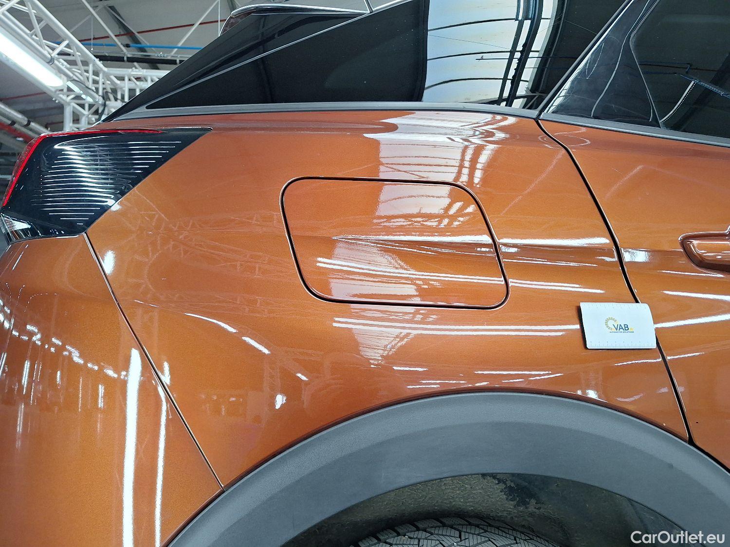  Peugeot  3008 Peugeot,  '16, Peugeot  Hybrid 225 e-Auto8 Allure 5d #22