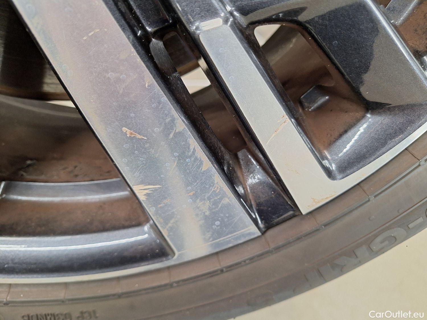  Peugeot  3008 Peugeot,  '16, Peugeot  Hybrid 225 e-Auto8 Allure 5d #2