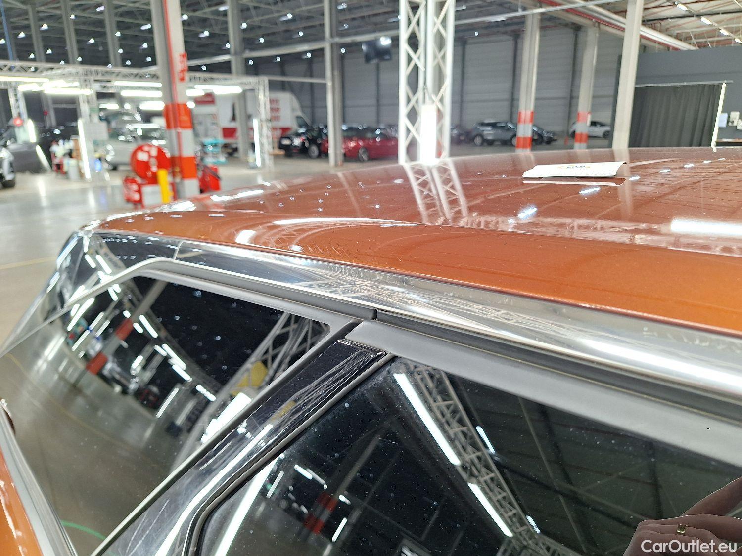  Peugeot  3008 Peugeot,  '16, Peugeot  Hybrid 225 e-Auto8 Allure 5d #42